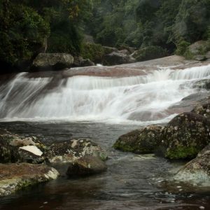 0606-cachoeira ilhabela (8)